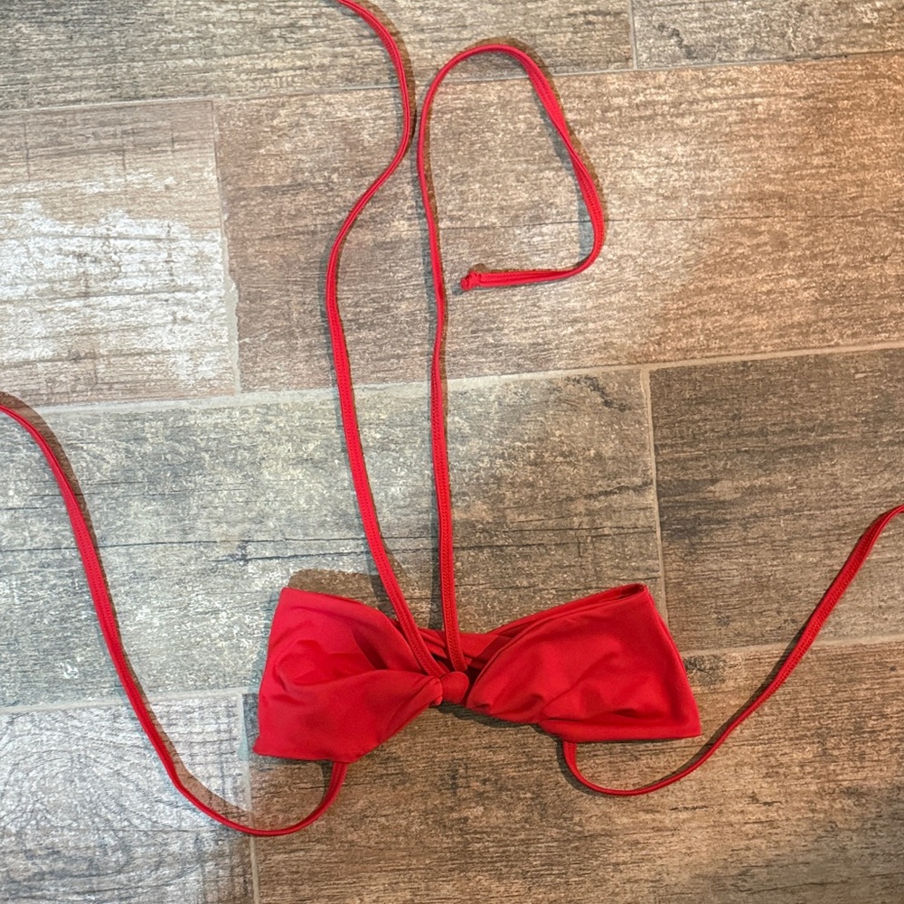 Red Tiger Friday twist knot top
